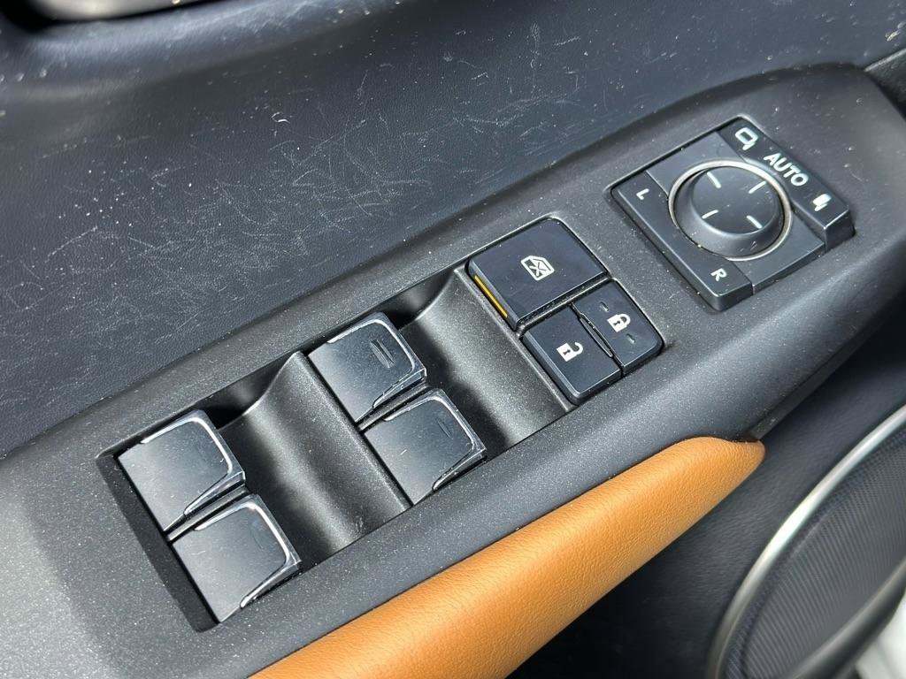 Used 2019 Lexus NX 300 FWD image 37
