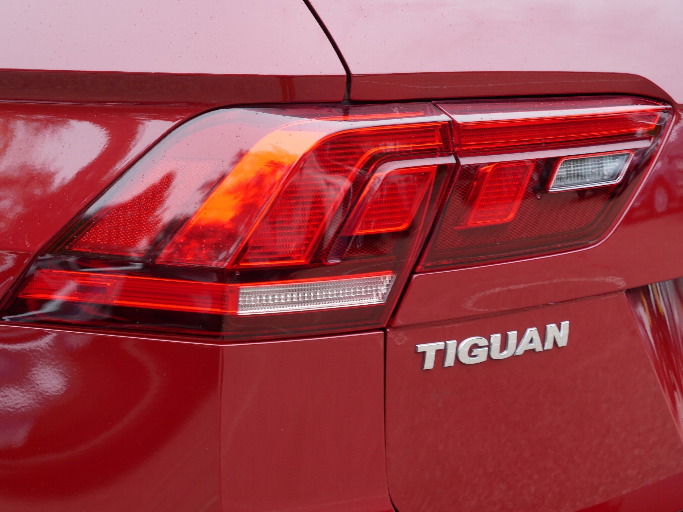 Used 2019 Volkswagen Tiguan S AWD/4WD image 17