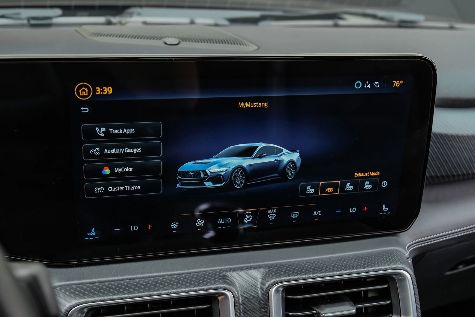 Used 2024 Ford Mustang GT Premium w/ GT Performance Package RWD image 38