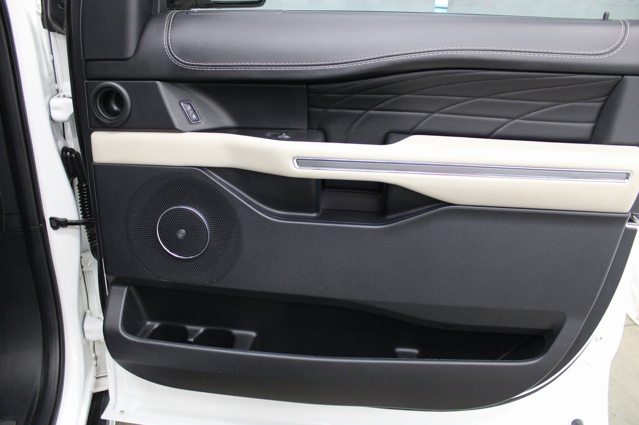 Used 2021 Ford Expedition Max Platinum image 33