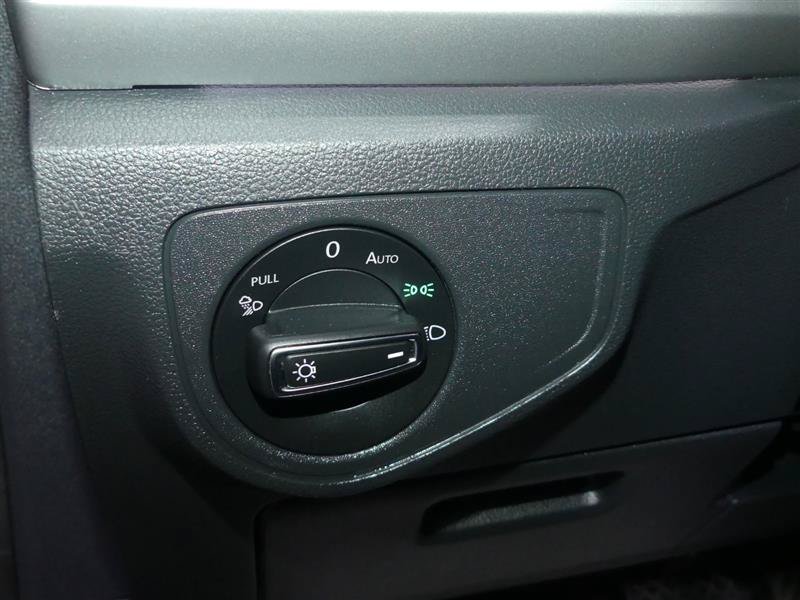 Used 2022 Volkswagen Atlas SEL AWD/4WD image 31