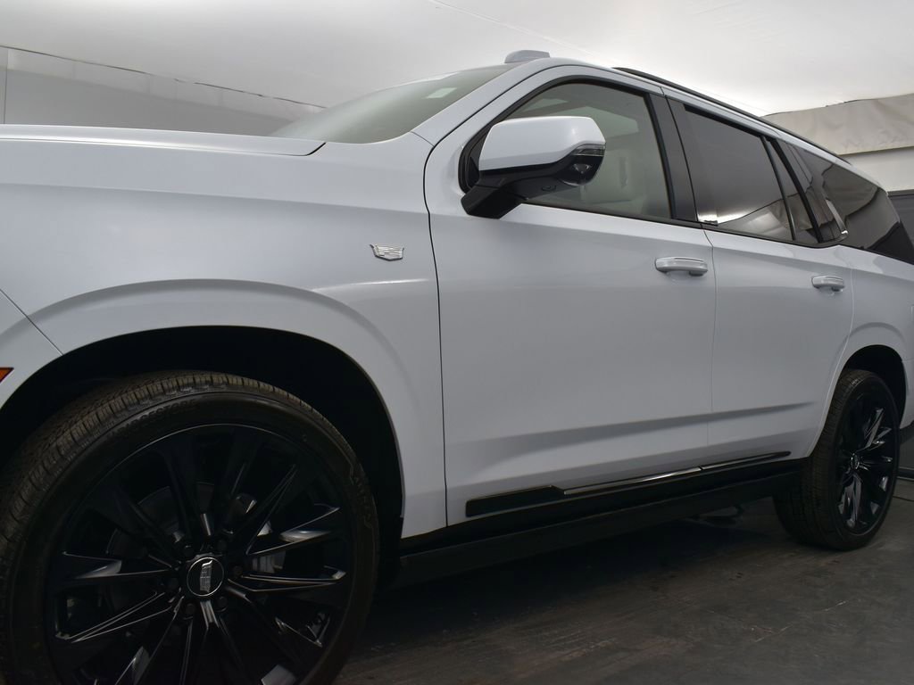 Certified 2026 Cadillac Escalade Platinum Sport w/ LPO, ONYX Package image 42