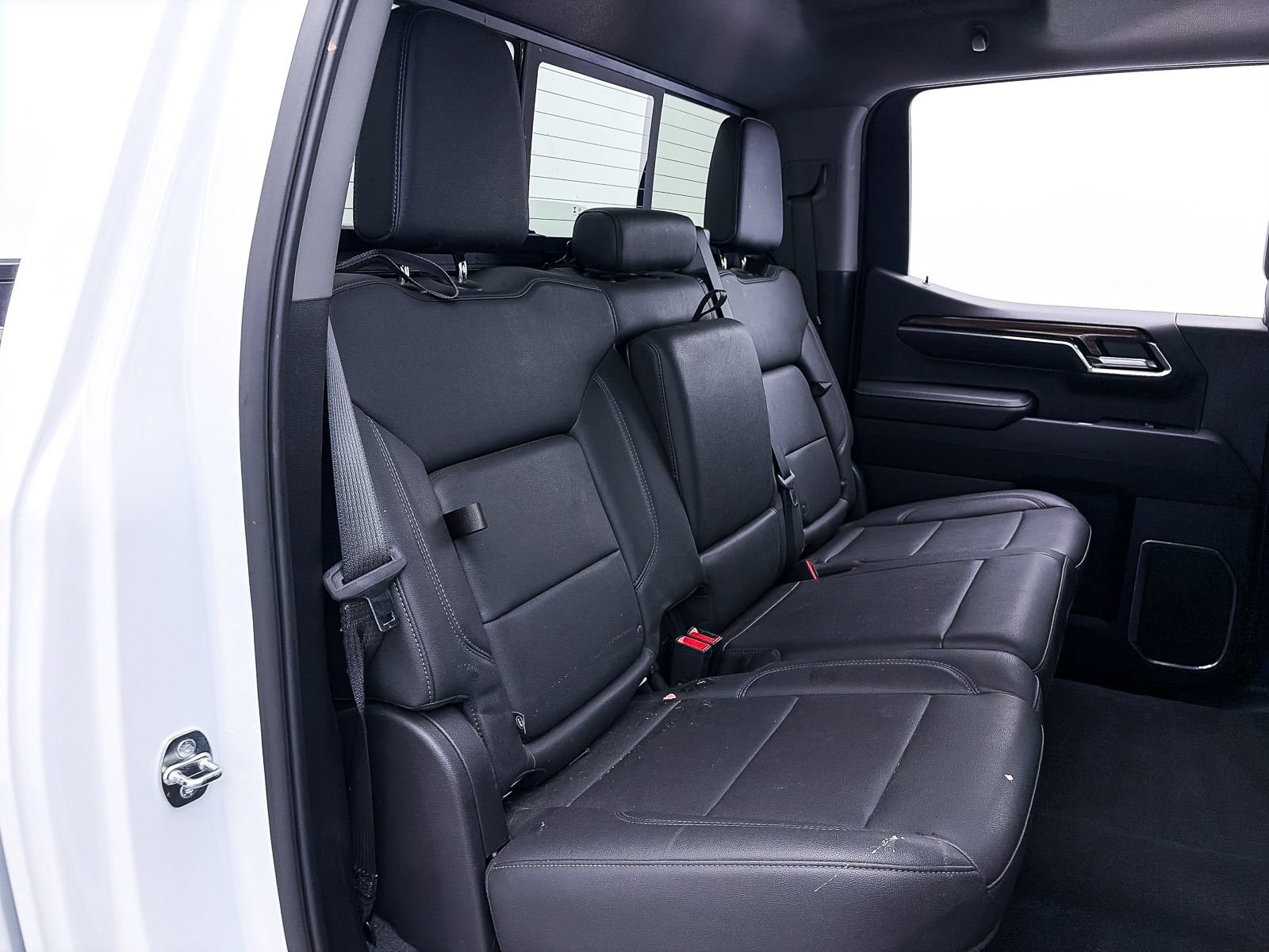 Used 2024 Chevrolet Silverado 1500 LT Trail Boss w/ Convenience Package II AWD/4WD image 40