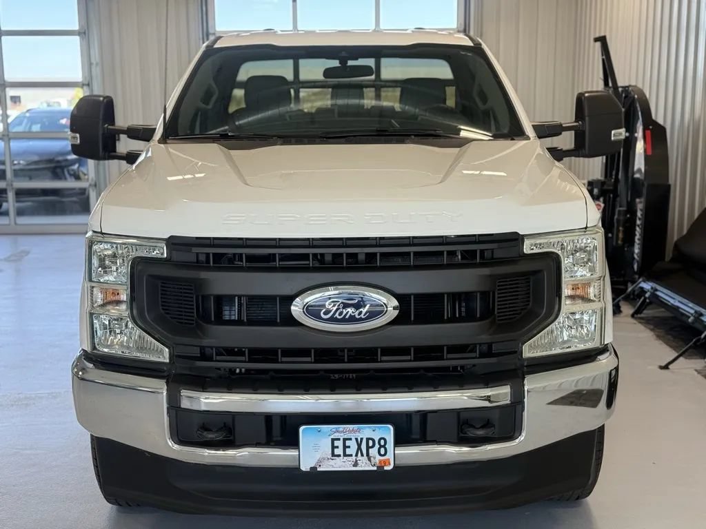 Used 2022 Ford F250 XL w/ Power Equipment Group AWD/4WD image 7