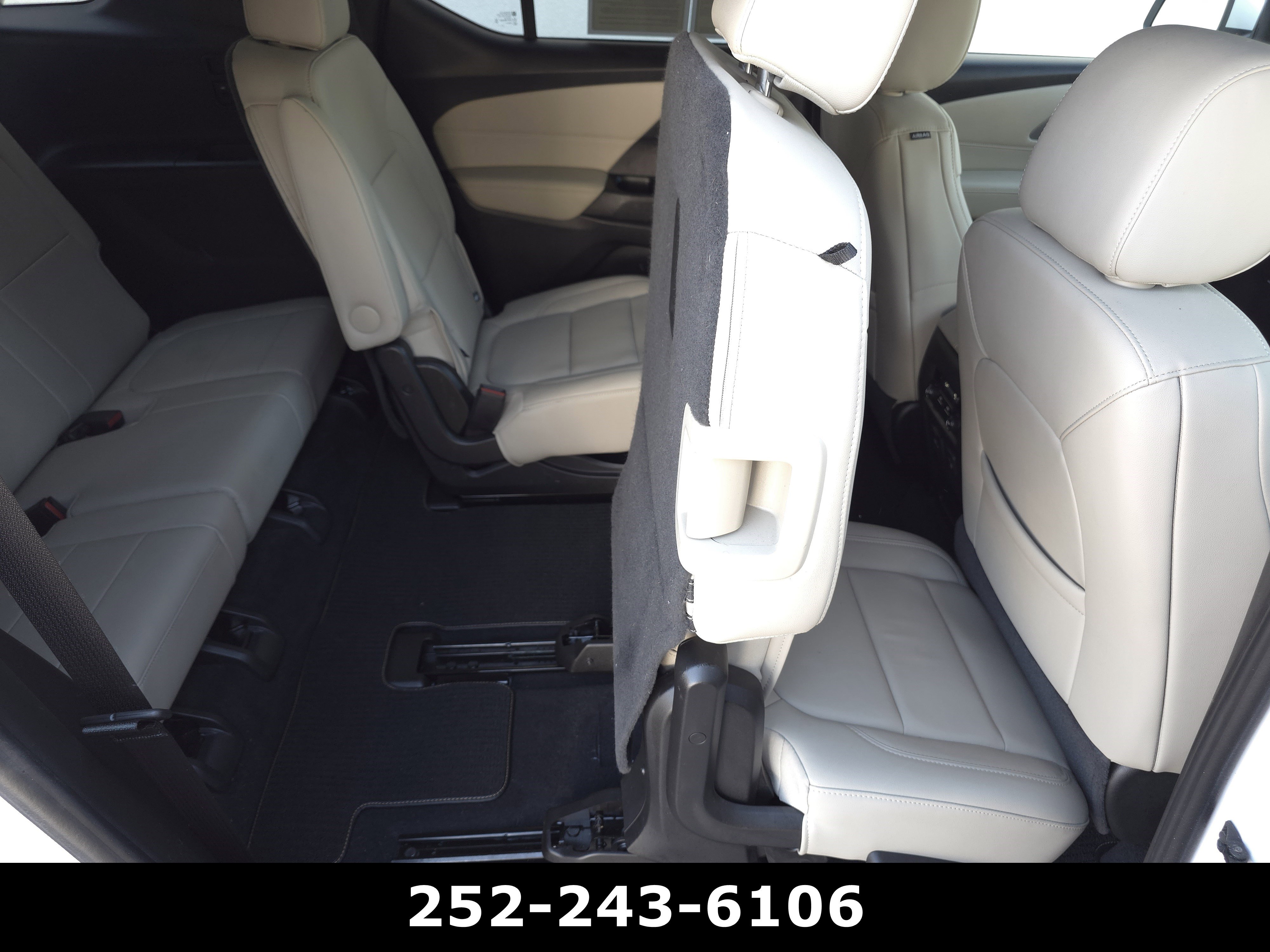 Used 2023 Chevrolet Traverse LT w/ LT Premium Package image 38