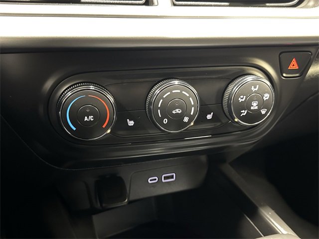 Certified 2024 Chevrolet Trax RS w/ Driver Confidence Package image 18