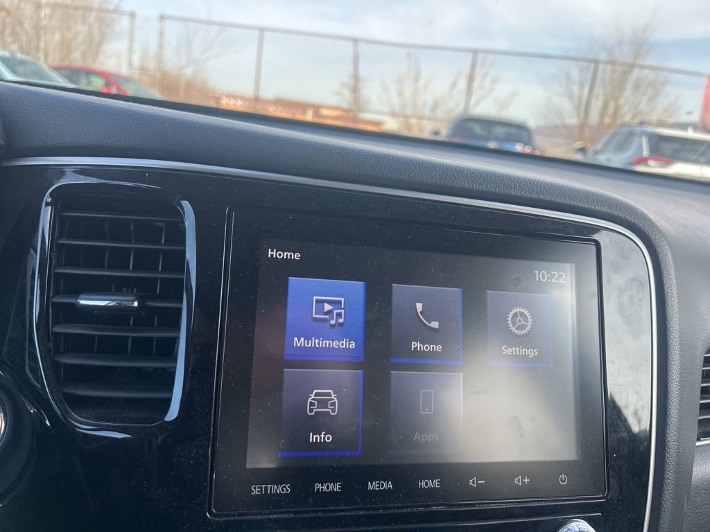 Used 2020 Mitsubishi Outlander SE image 26