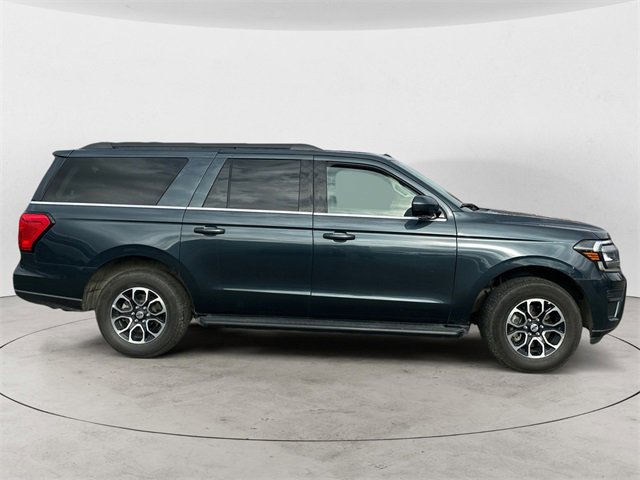 Used 2024 Ford Expedition Max XLT image 6