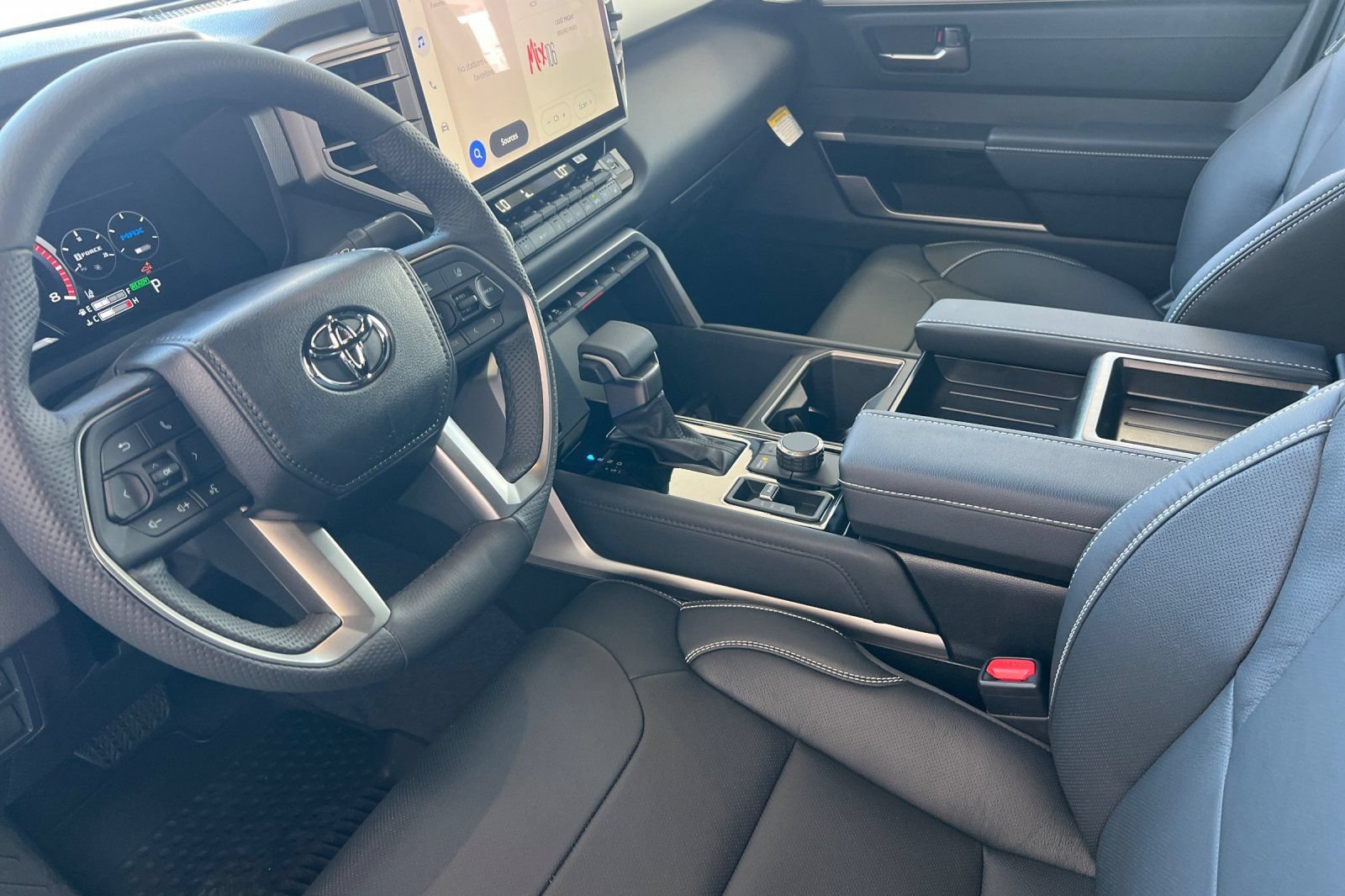 New 2026 Toyota Tundra Limited w/ Limited PVM Package AWD/4WD image 7