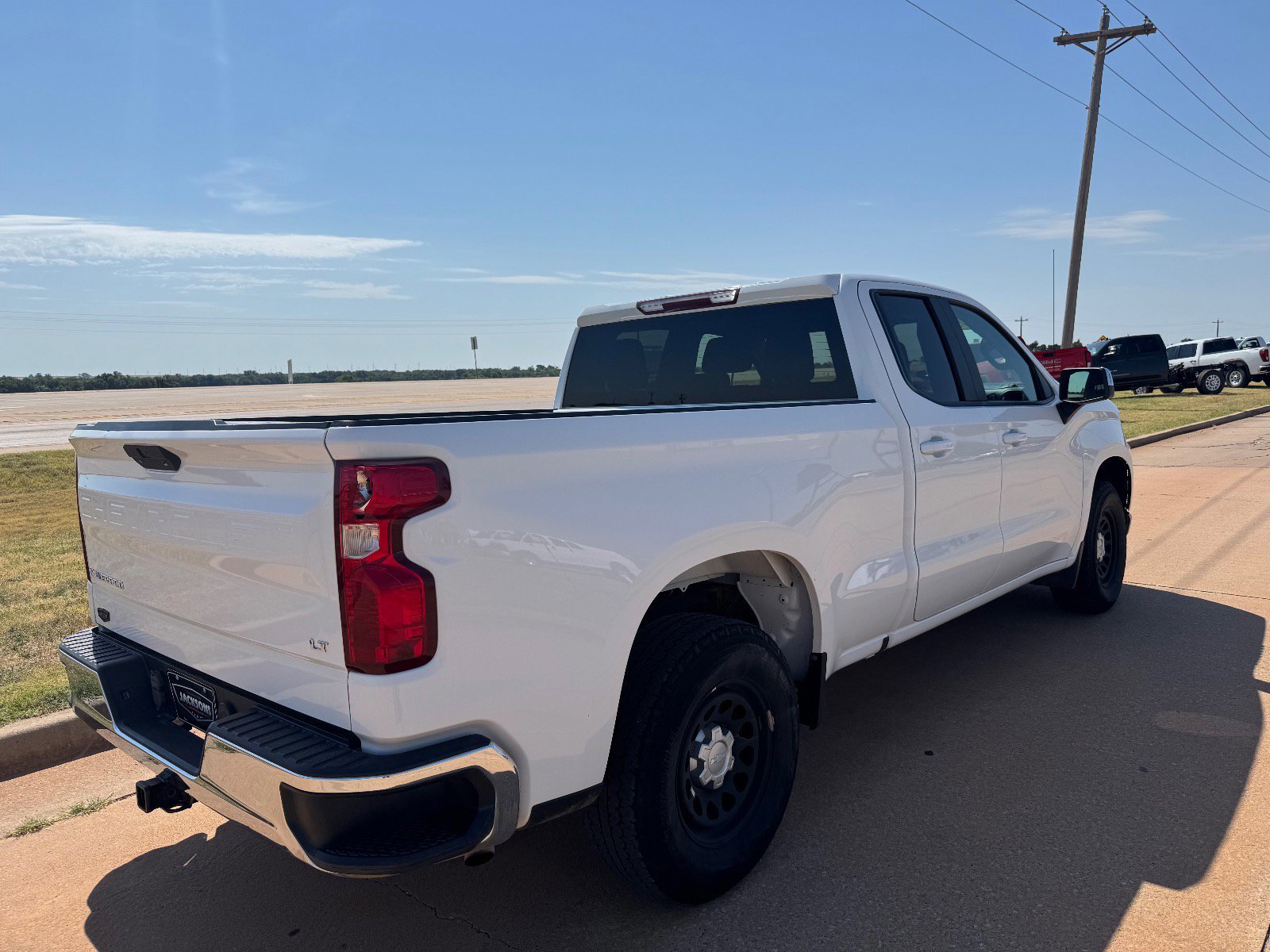 Used 2019 Chevrolet Silverado 1500 LT w/ Trailering Package image 3