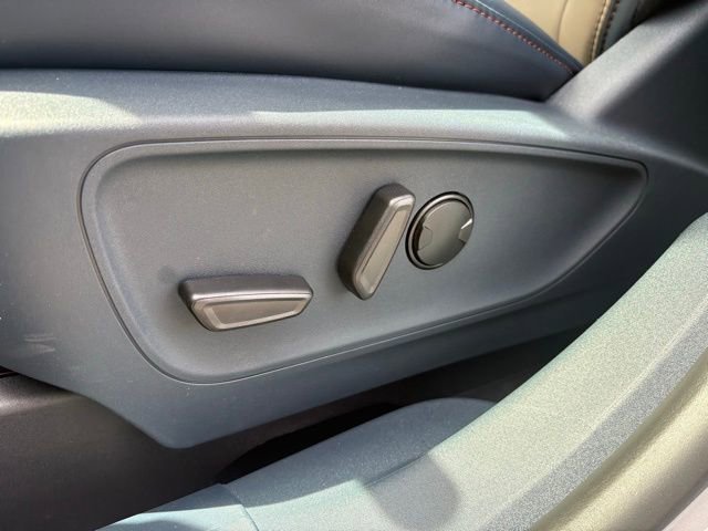 New 2026 Ford Maverick Lariat AWD/4WD image 28