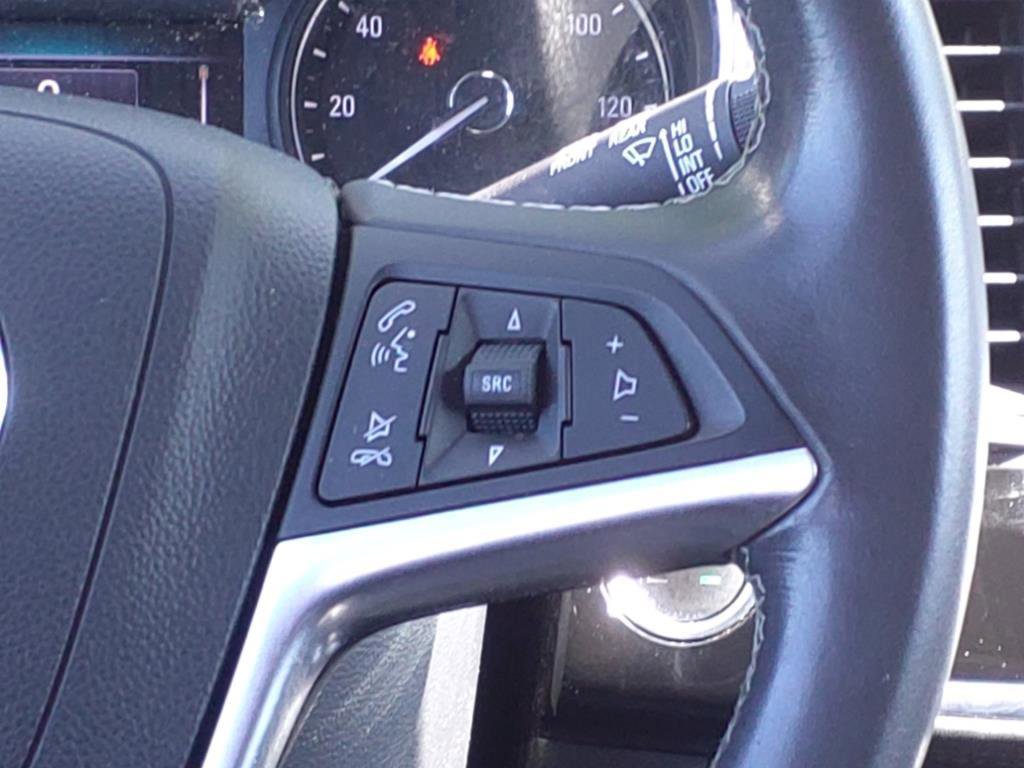 Certified 2021 Buick Encore Preferred image 19
