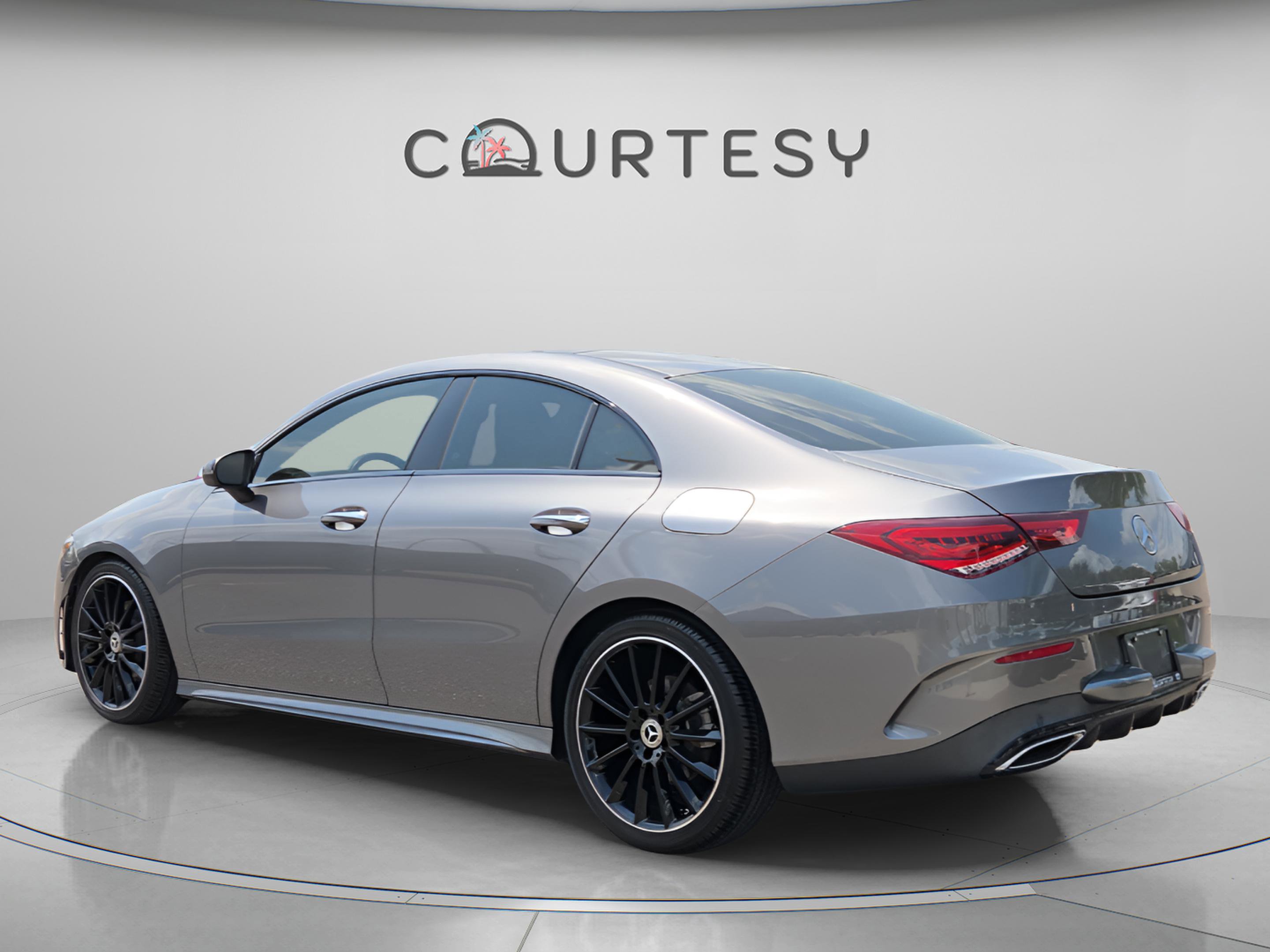 Used 2023 Mercedes-Benz CLA 250 image 3