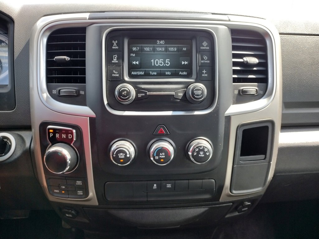 Used 2016 RAM 1500 Classic SLT image 3