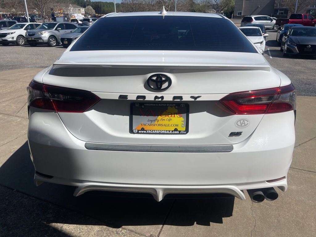 Used 2023 Toyota Camry SE FWD image 6