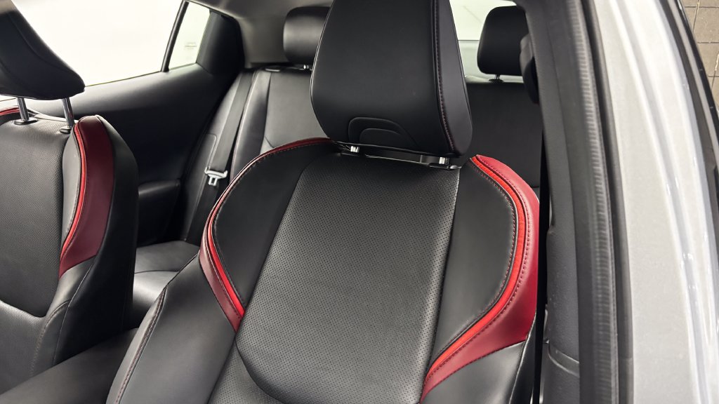 Certified 2023 Toyota Prius Prime FWD image 16