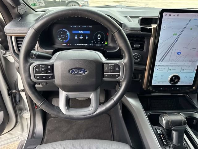Used 2024 Ford F150 Lightning Lariat image 25