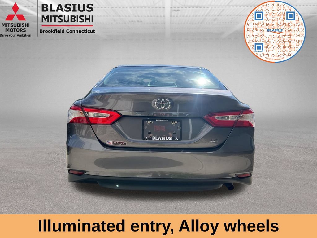 Used 2018 Toyota Camry LE FWD image 9