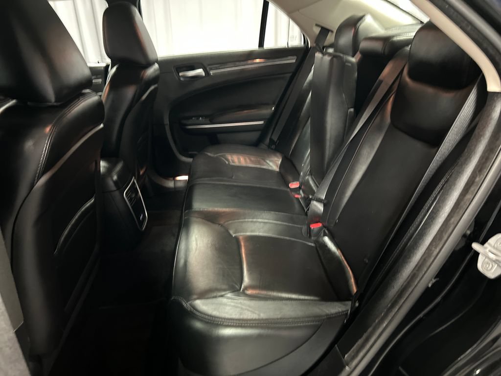 Used 2017 Chrysler 300 Limited AWD/4WD image 23