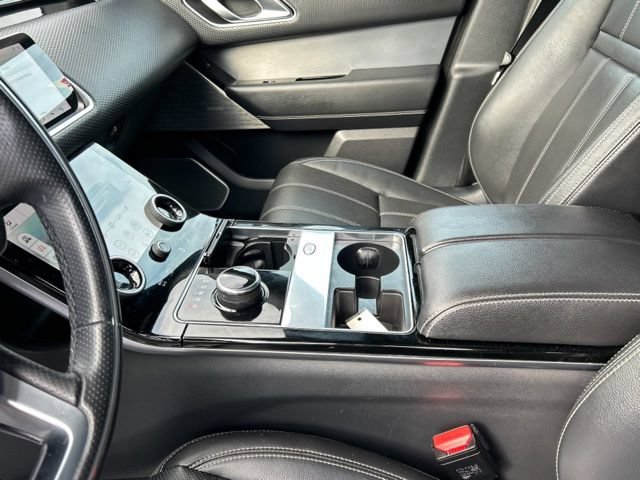 Used 2019 Land Rover Range Rover Velar R-Dynamic SE AWD/4WD image 38