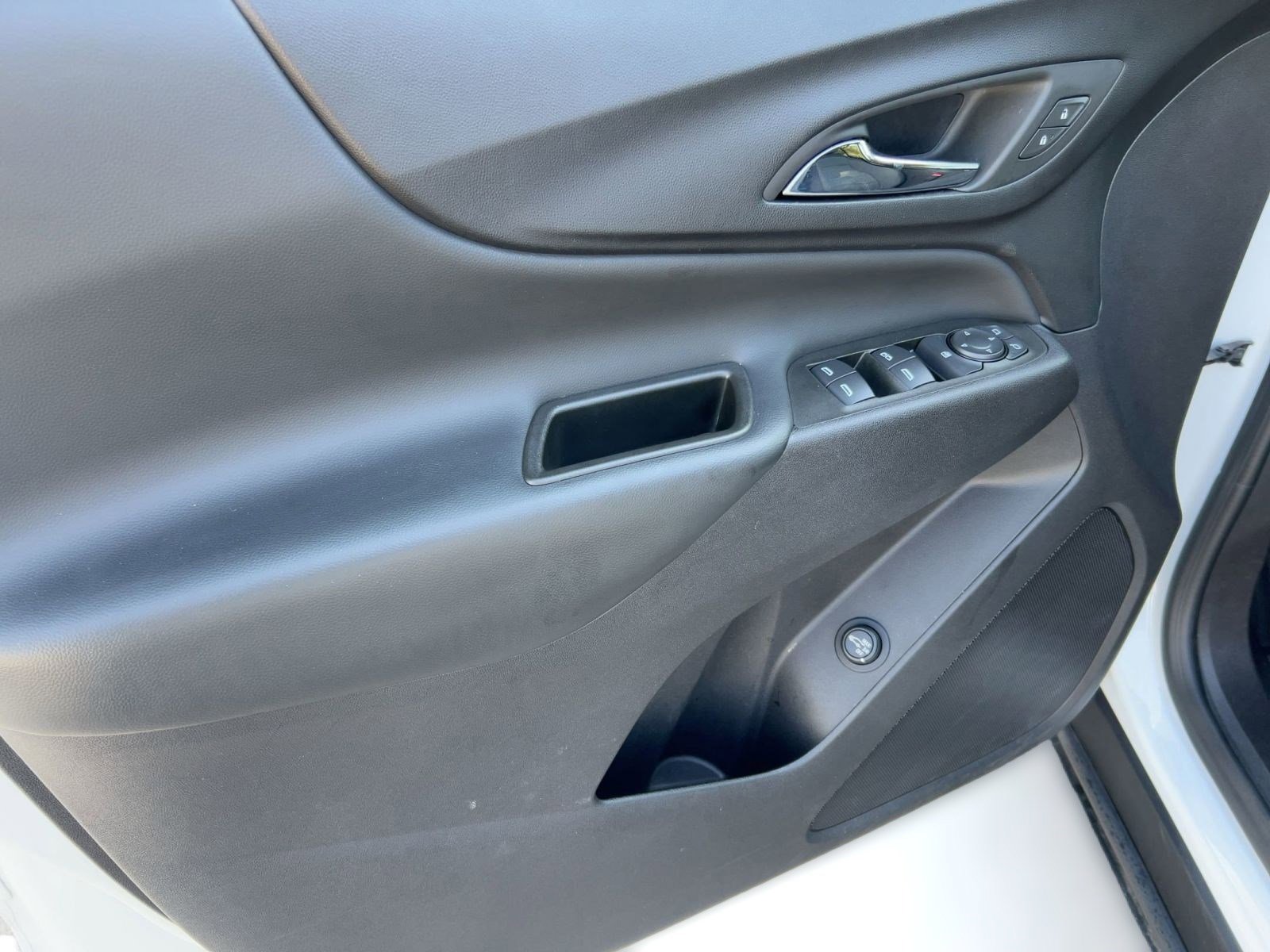 Certified 2024 Chevrolet Equinox LT image 12