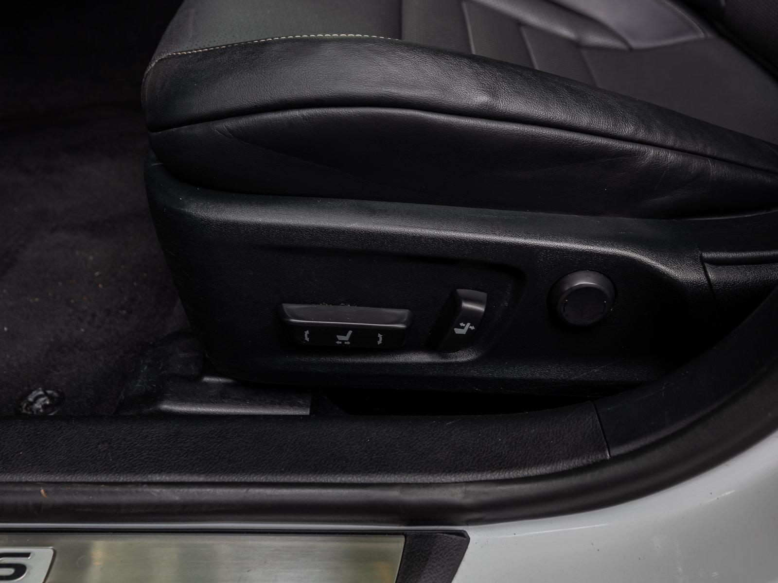 Used 2018 Lexus IS 300 F Sport w/ F Sport Package RWD image 62
