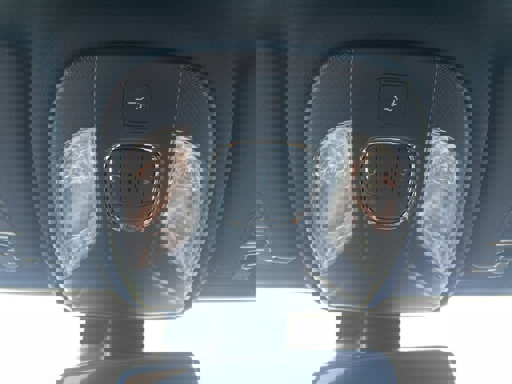 New 2026 Jeep Compass Limited image 32