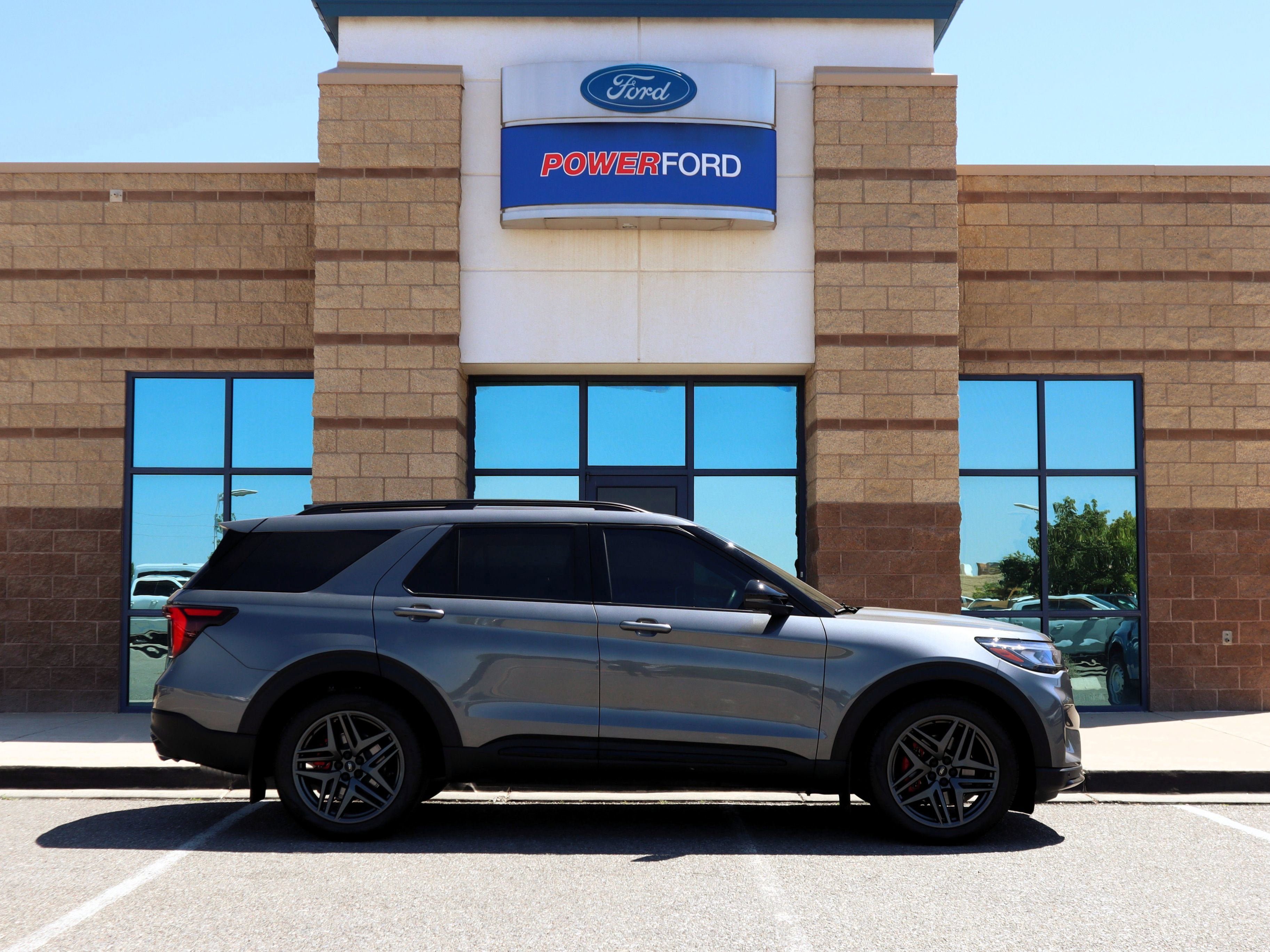 Certified 2025 Ford Explorer ST w/ Sun And Sound Package AWD/4WD image 5