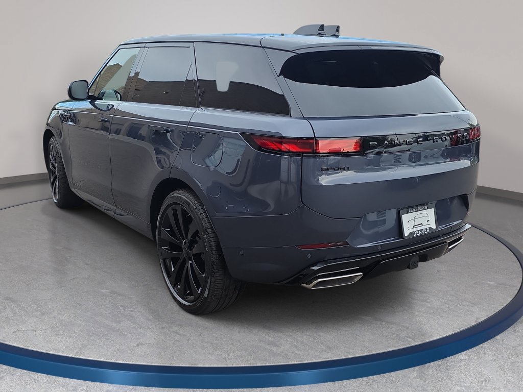 New 2027 Land Rover Range Rover Sport Dynamic SE AWD/4WD image 7