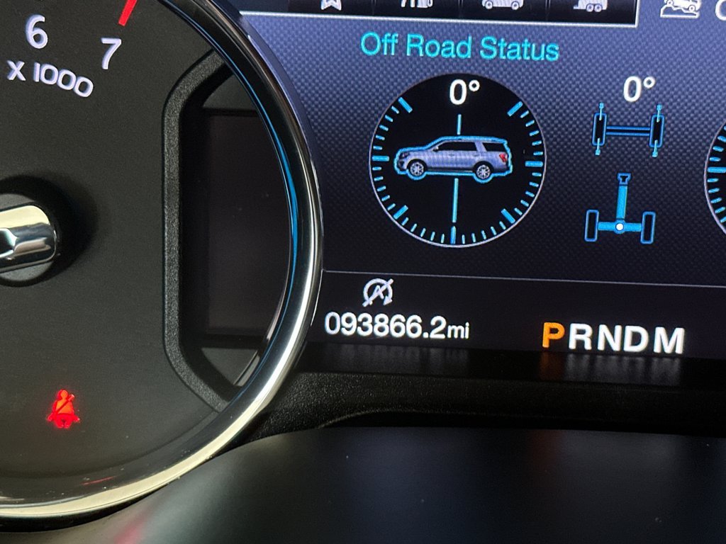 Used 2019 Ford Expedition Max XLT w/ Equipment Group 202A RWD image 29