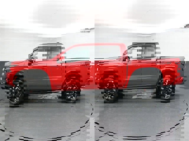 Used 2023 Nissan Frontier PRO-4X w/ Technology Package image 9