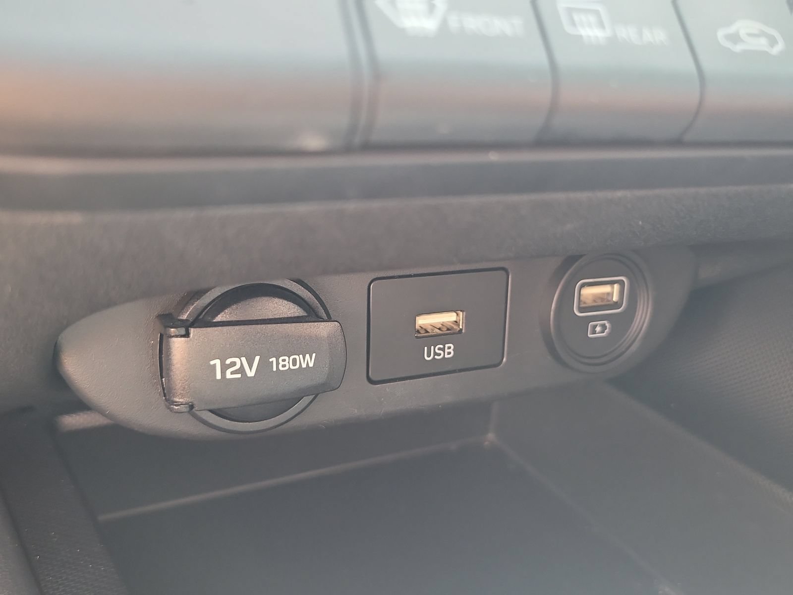 Used 2022 Hyundai Elantra SEL FWD image 21