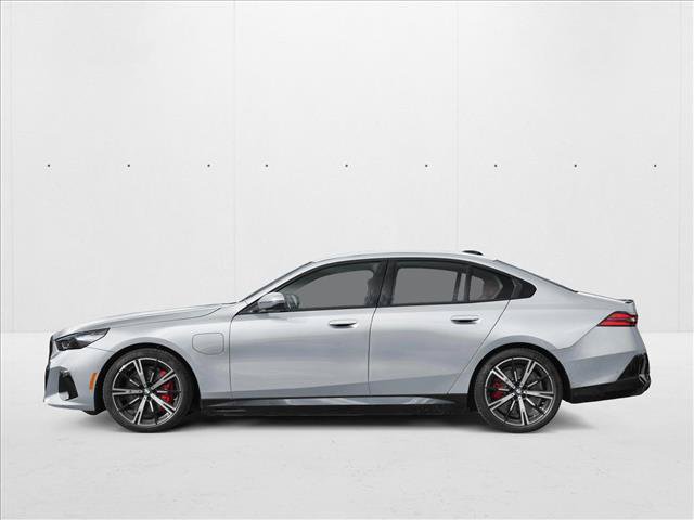 New 2027 BMW 550e xDrive AWD/4WD image 3