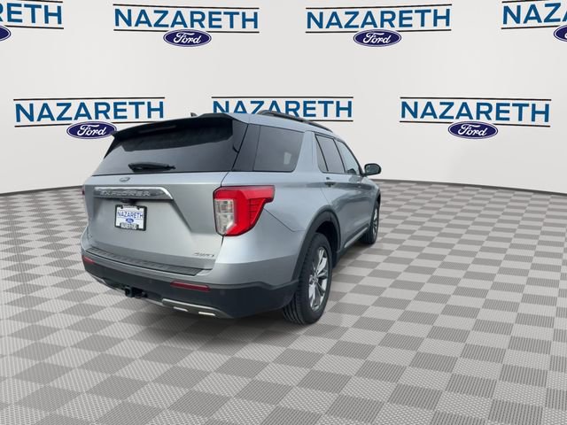 Used 2022 Ford Explorer XLT w/ Equipment Group 202A image 8