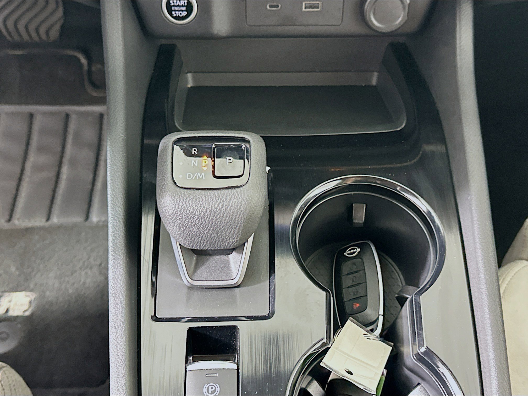 Used 2023 Nissan Rogue SV image 23