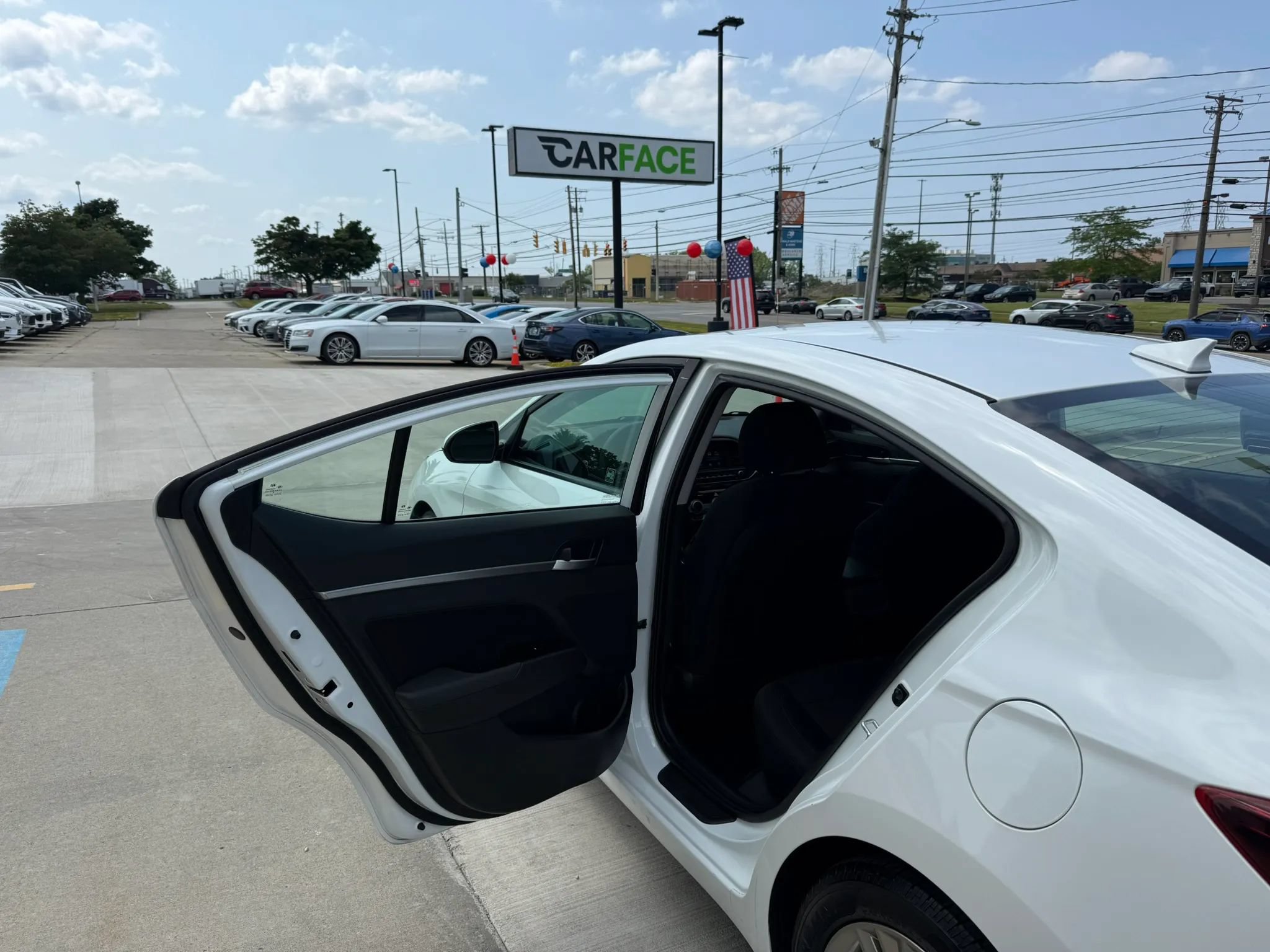 Used 2019 Hyundai Elantra SEL w/ Cargo Package FWD image 19