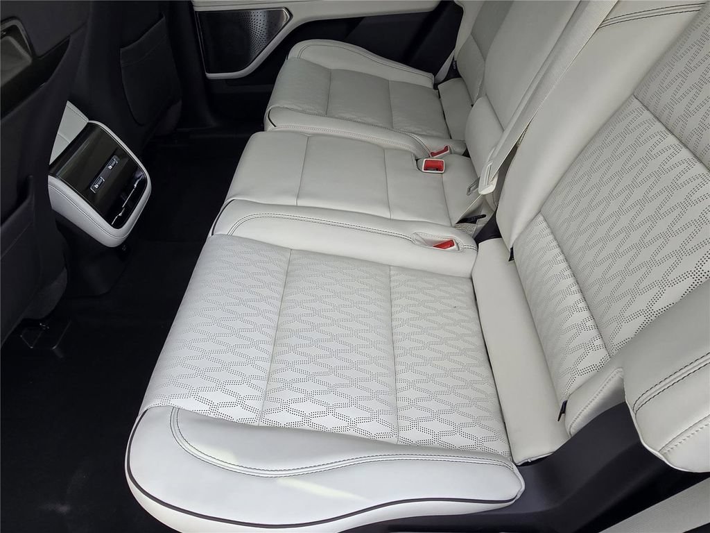 New 2026 Lincoln Nautilus Black Label AWD/4WD image 14