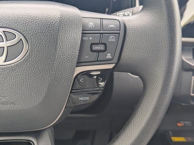 Used 2026 Toyota Camry LE FWD image 22