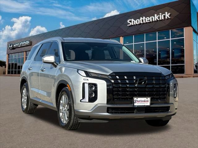 Used 2023 Hyundai Palisade SEL w/ Cargo Package image 3