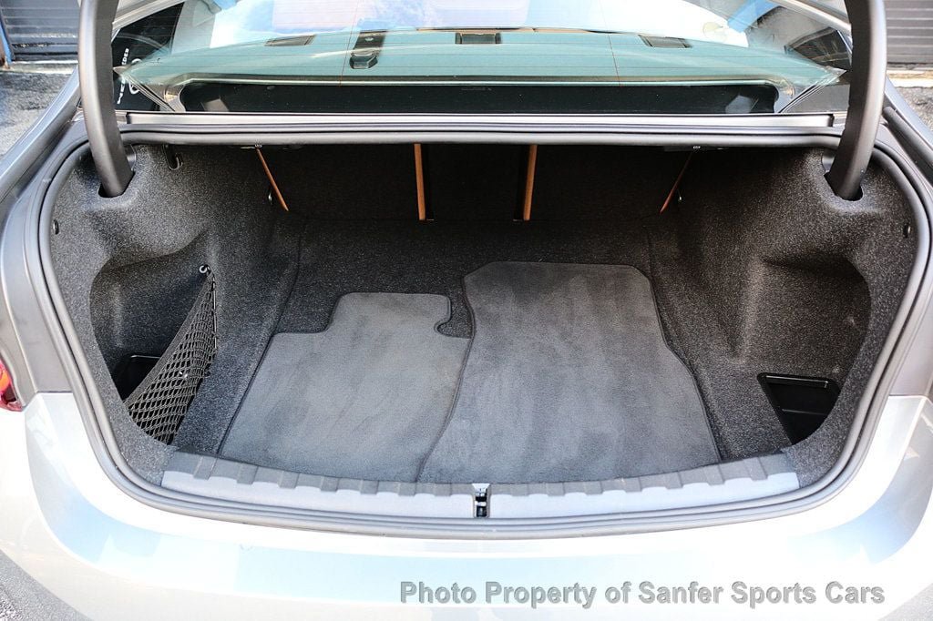Used 2025 BMW 330i Sedan RWD image 8
