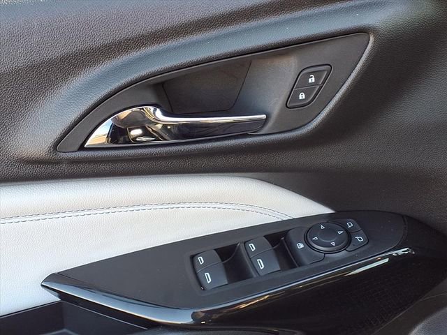 Used 2025 Chevrolet Trax LT w/ LT Convenience Package image 71