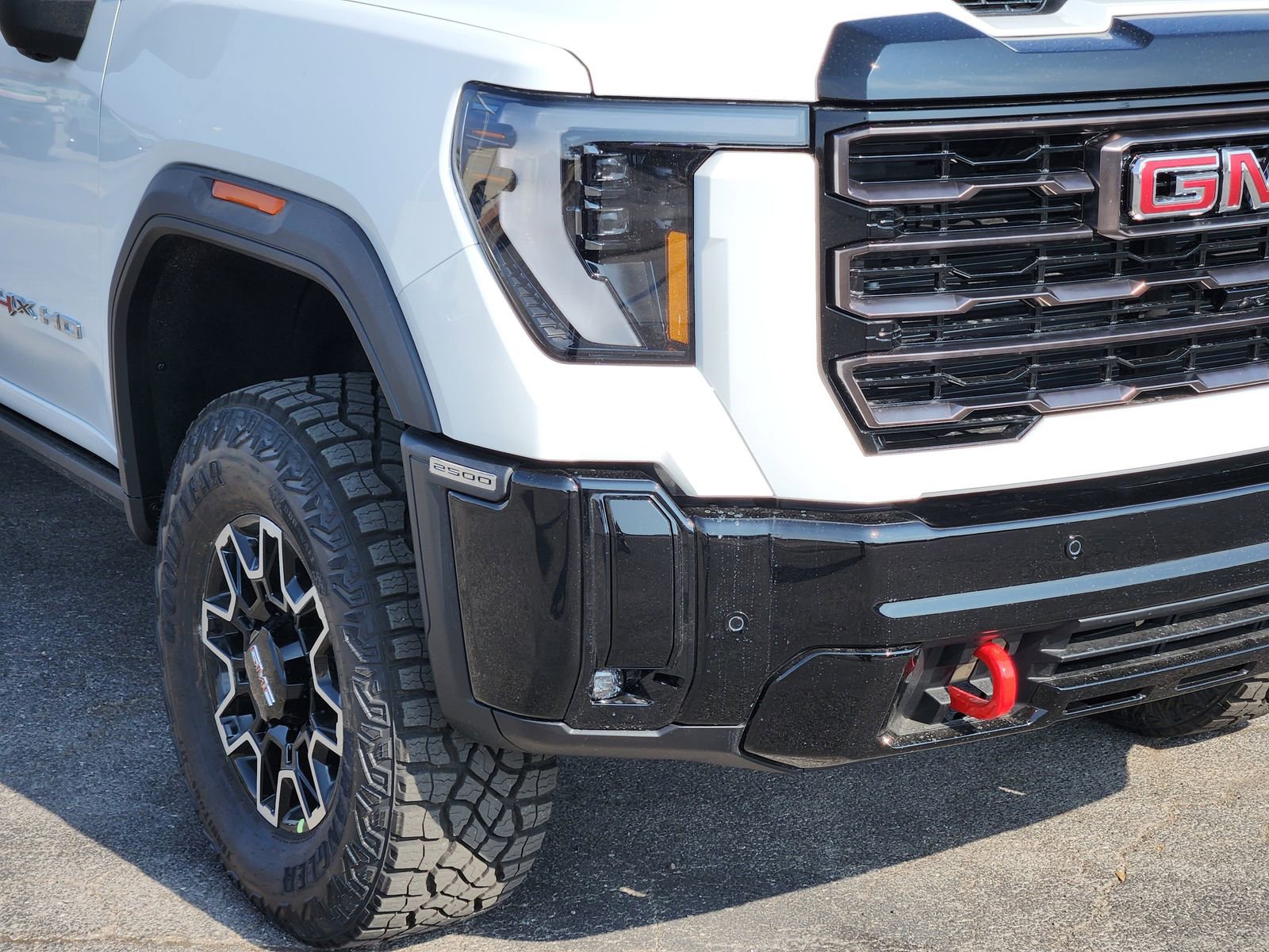 New 2026 GMC Sierra 2500 AT4X image 10