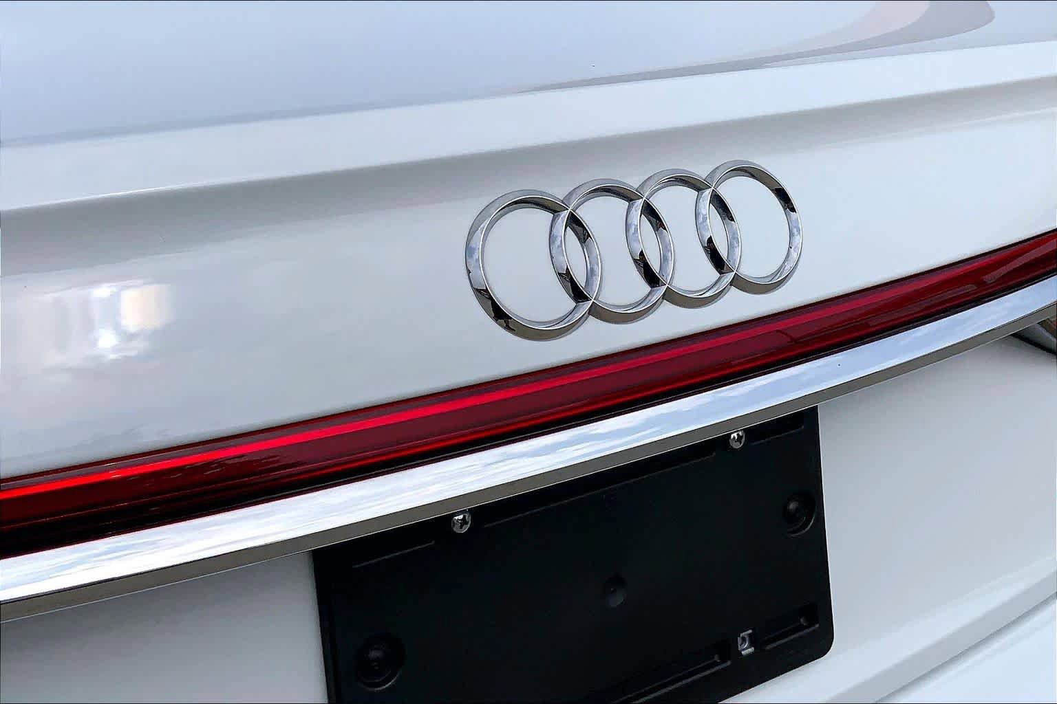 Used 2021 Audi A8 L 3.0T w/ Luxury Package AWD/4WD image 10