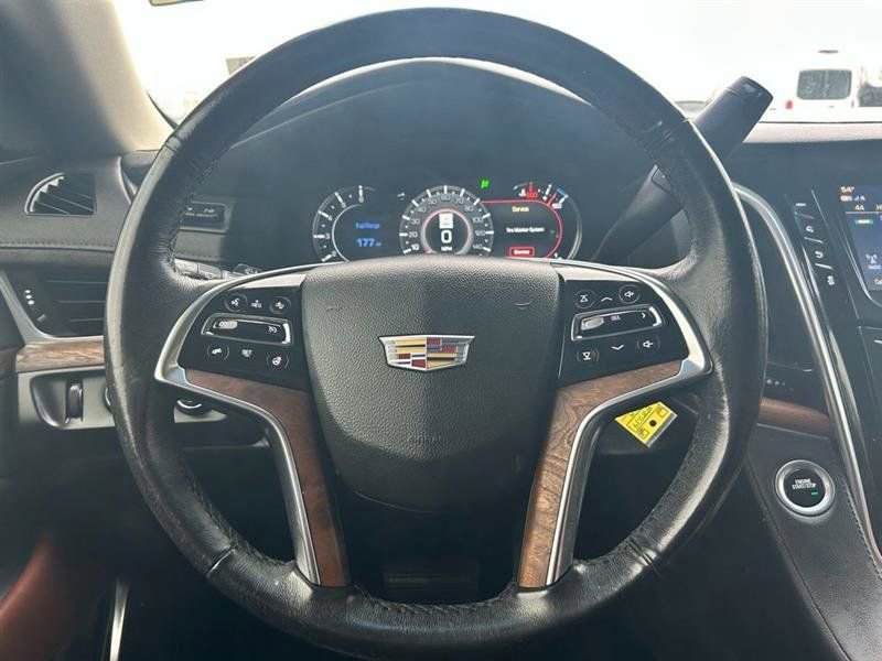 Used 2019 Cadillac Escalade Premium Luxury AWD/4WD image 23