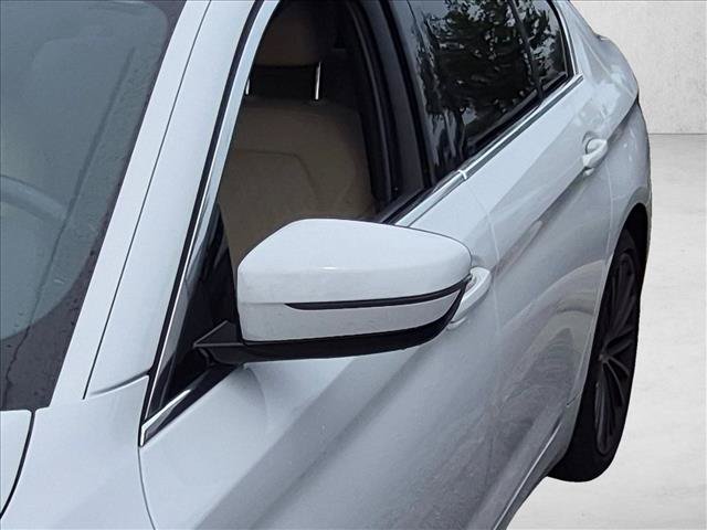 Used 2023 BMW 530i w/ Convenience Package RWD image 15