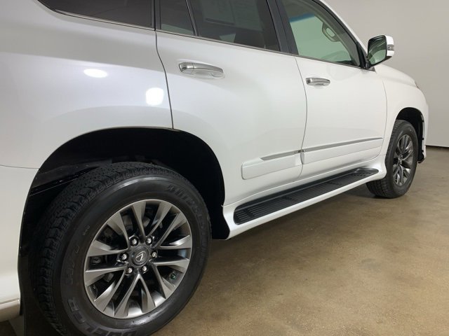 Used 2019 Lexus GX 460 image 9