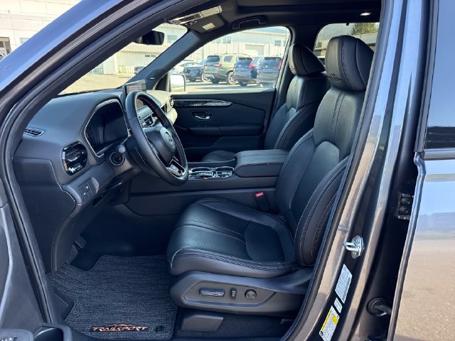 Certified 2026 Honda Passport TrailSport Elite image 17