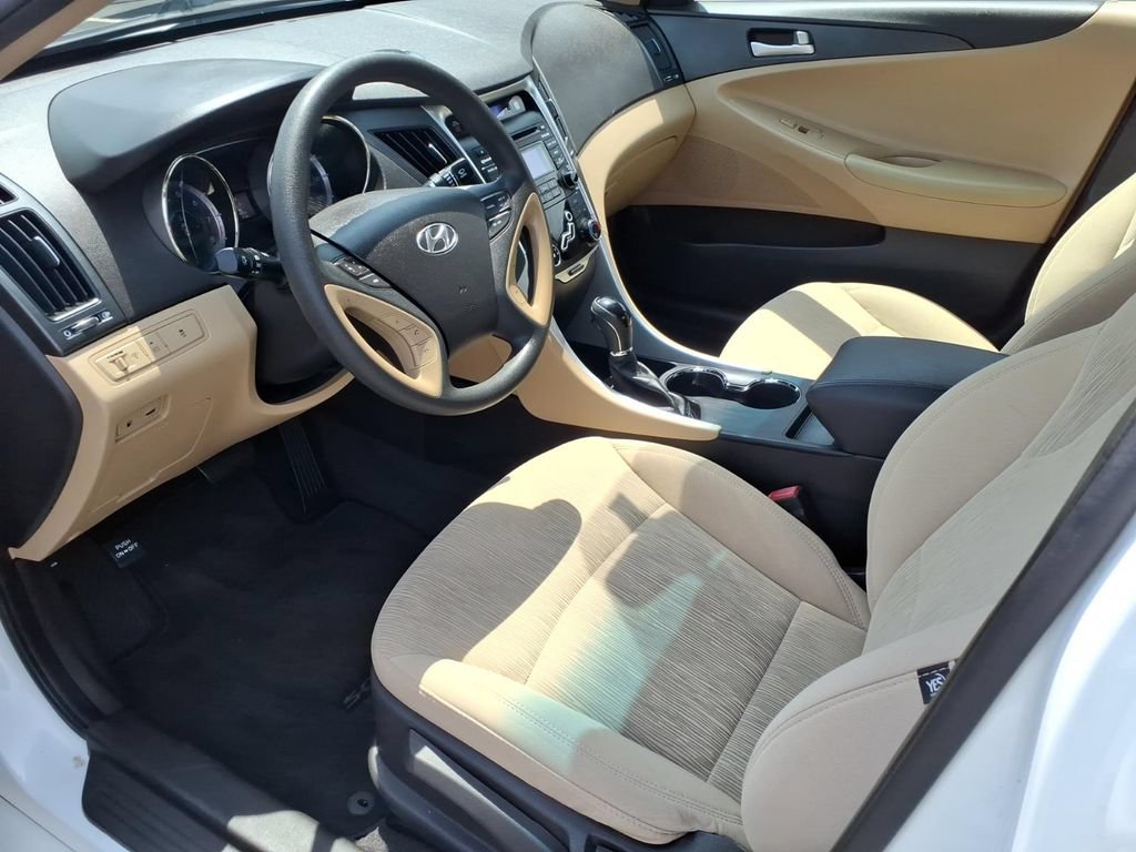 Used 2013 Hyundai Sonata GLS FWD image 14