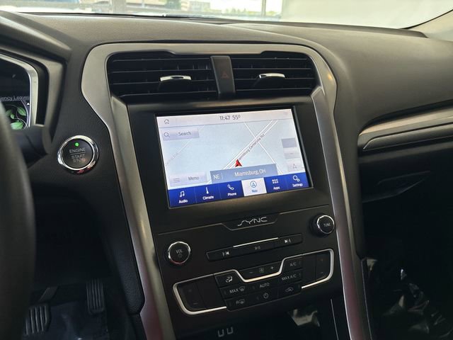 Used 2020 Ford Fusion SE FWD image 25