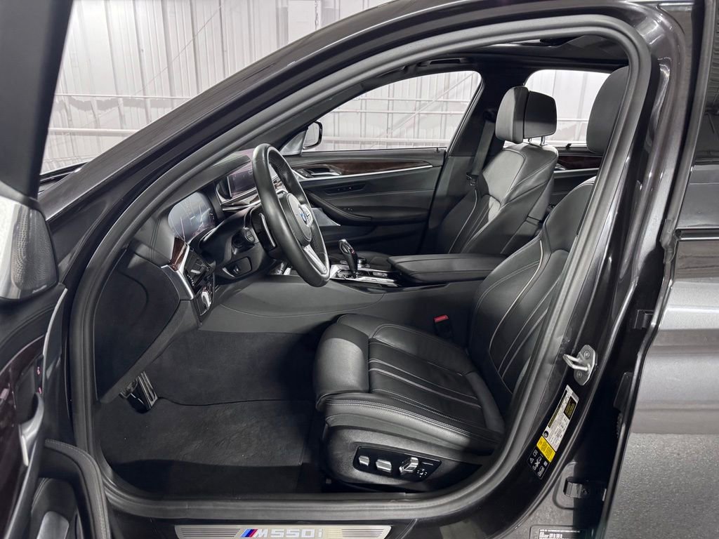 Used 2019 BMW M550i xDrive AWD/4WD image 42